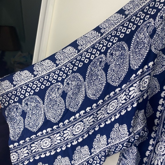 Free People Blue Paisley Short Sleeve Open Kimono Size Small Boho Lightweight - Picture 8 of 13